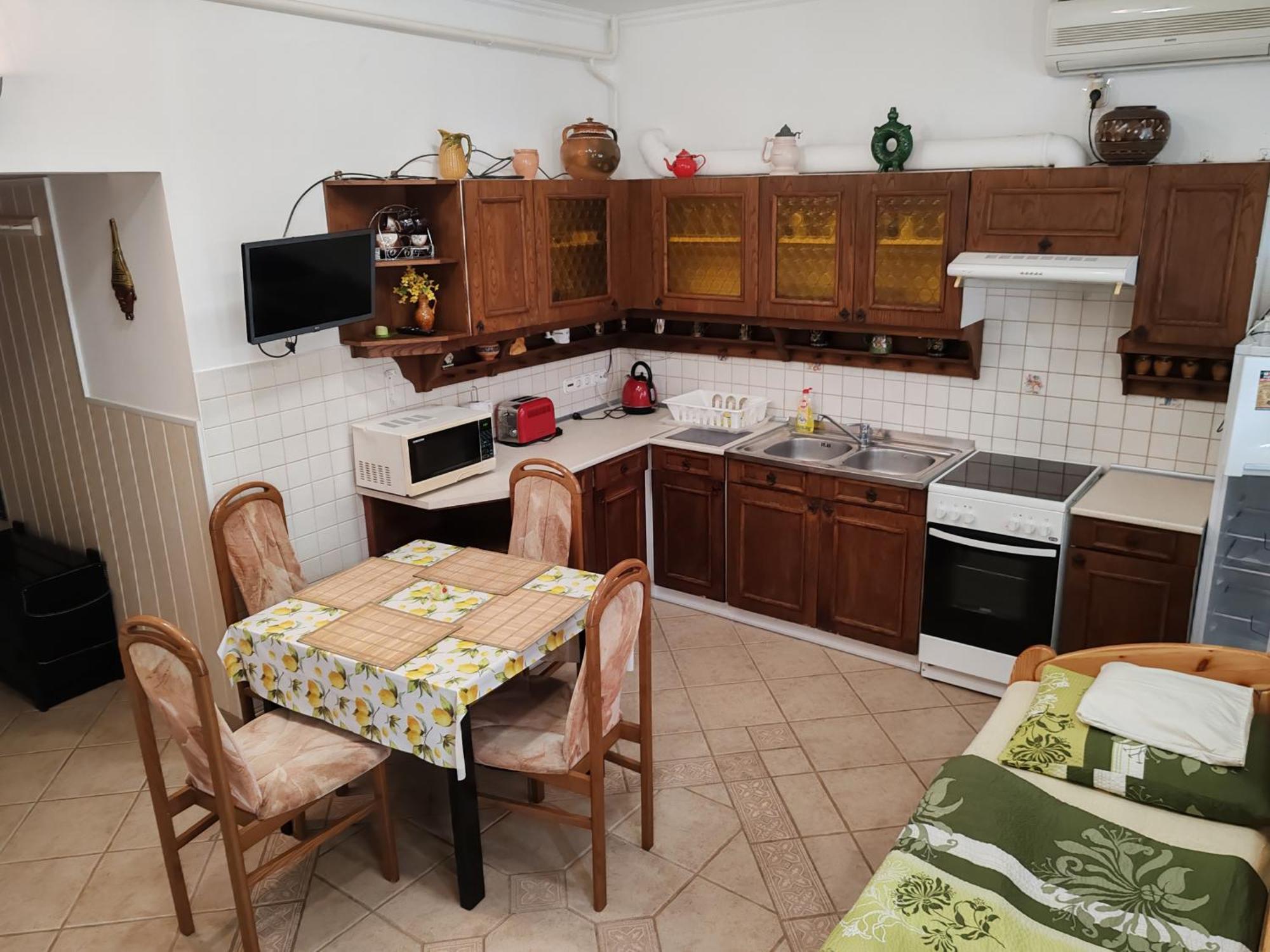 Apartment Patricia With Garden Budapest Ngoại thất bức ảnh