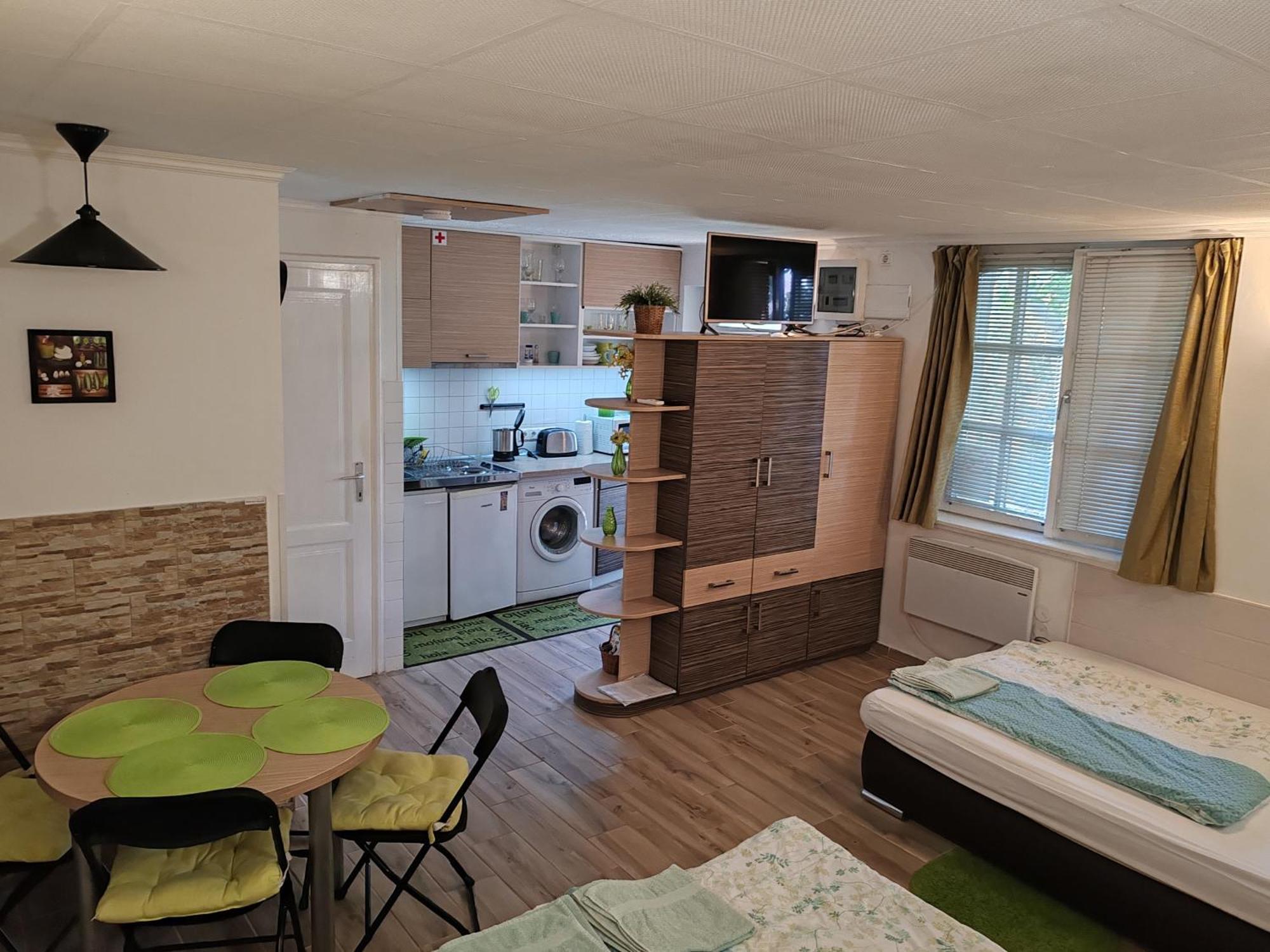 Apartment Patricia With Garden Budapest Ngoại thất bức ảnh